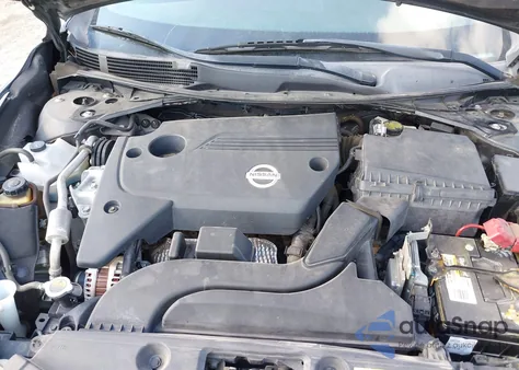 2015 Nissan Altima 2.5 S z USA, uszkodzony, nr VIN 1N4AL3AP5FN902234